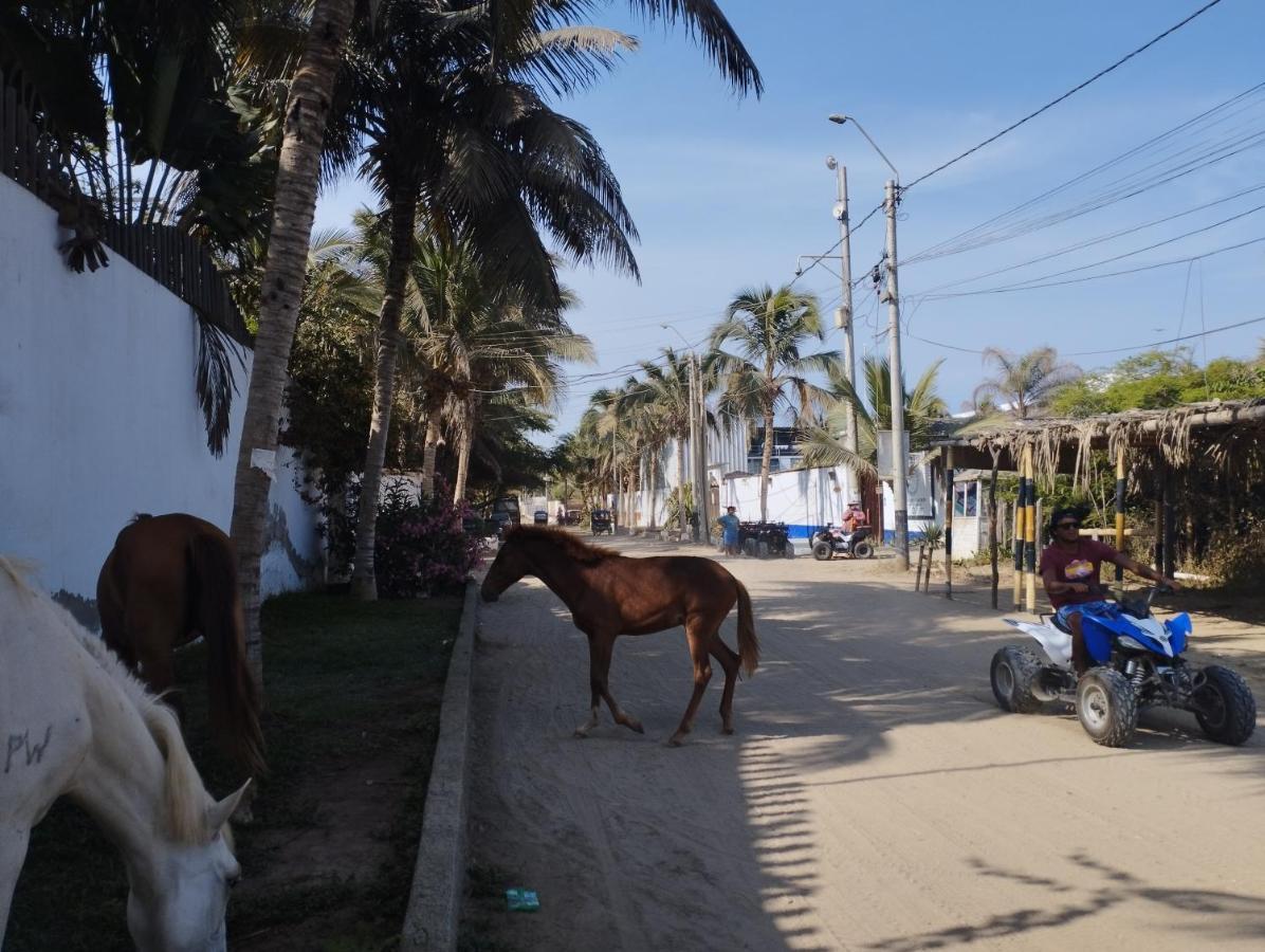 Los Almendros De Mancora Ngoại thất bức ảnh