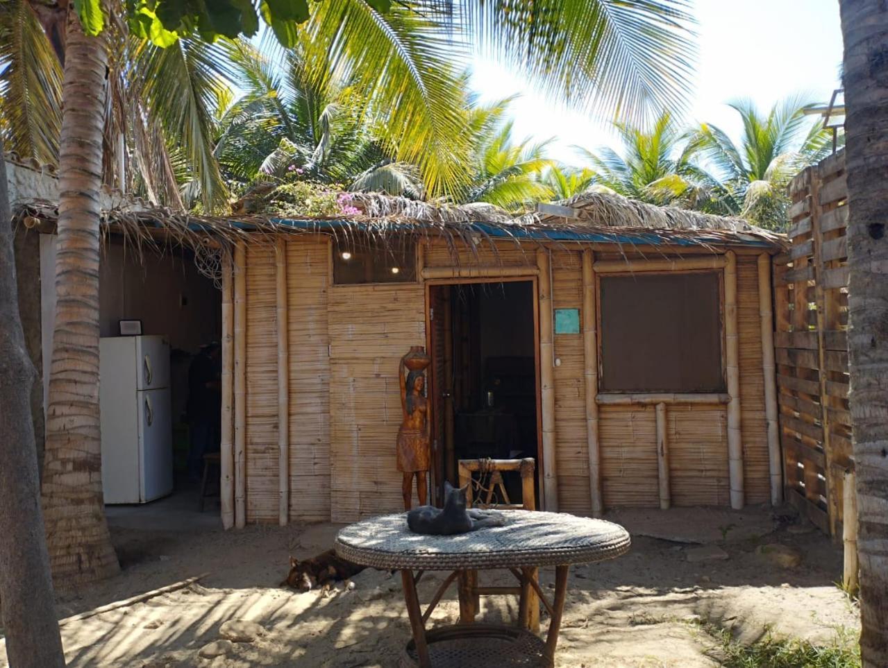 Los Almendros De Mancora Ngoại thất bức ảnh